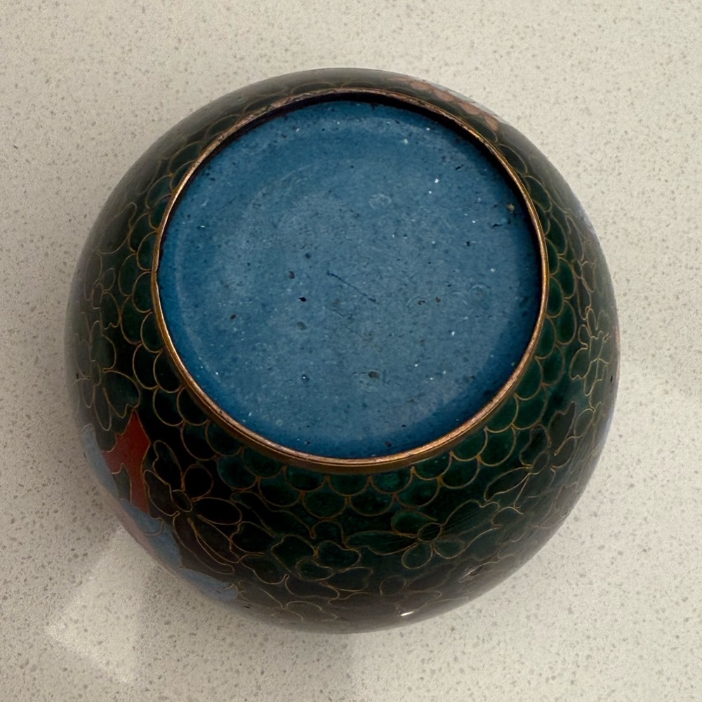 Vintage Floral Cloisonné Vase with Gold Accents Enamel Chinese Jar Brass - Picture 10 of 13